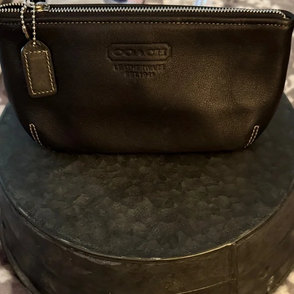 Coach Black Leather Toiletry Bag - Picture 1 of 5